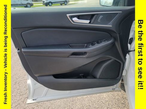 Used 2023 Ford Edge SEL w/ Convenience Package AWD/4WD image 10
