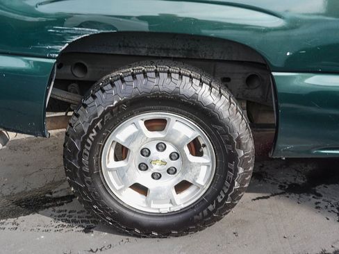 Used 2007 Chevrolet Silverado 1500 LS image 8