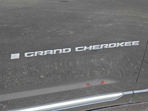 Certified 2021 Jeep Grand Cherokee L Summit image 11