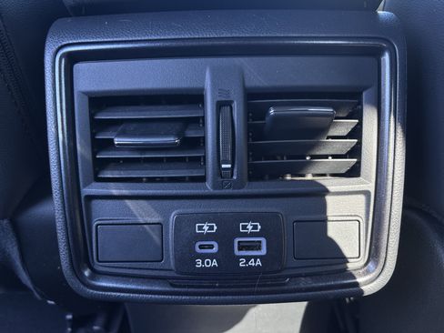 Used 2025 Subaru Forester Limited image 14