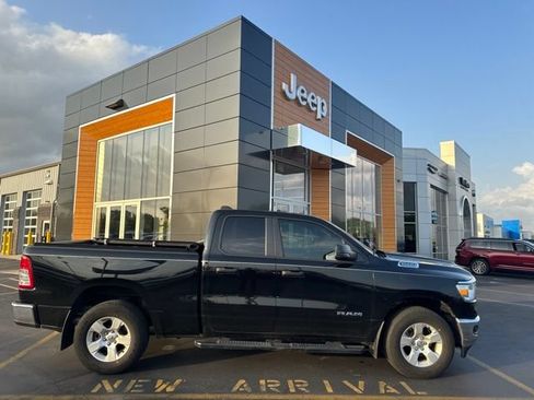 Used 2023 RAM 1500 Big Horn AWD/4WD image 1