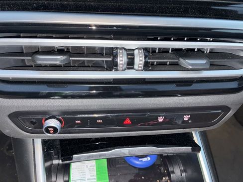 Used 2024 BMW M2 w/ Lighting Package image 19