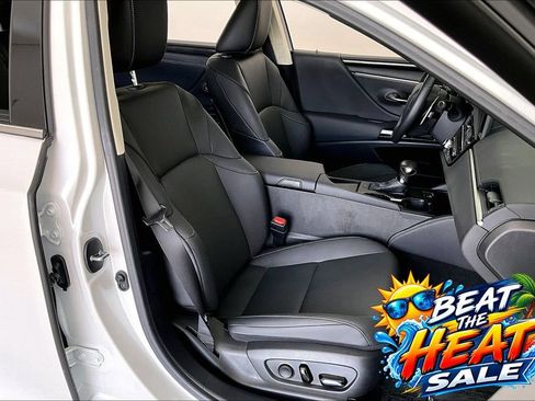 Used 2025 Lexus ES 350 w/ Accessory Package (Z2) FWD image 9