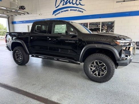 New 2025 Chevrolet Colorado ZR2 w/ Technology Package image 14