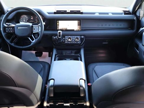 Certified 2024 Land Rover Defender 110 X-Dynamic SE AWD/4WD image 32