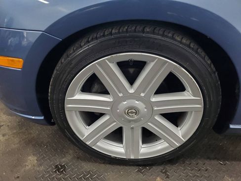 Used 2005 Chrysler Crossfire Limited RWD image 16