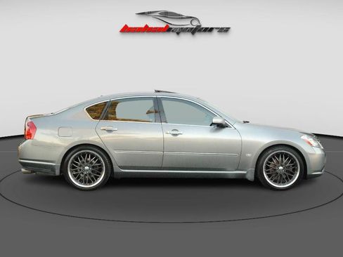 Used 2007 INFINITI M45 w/ Technology Pkg image 2