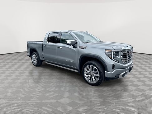 New 2026 GMC Sierra 1500 Denali w/ Denali Reserve Package AWD/4WD image 2