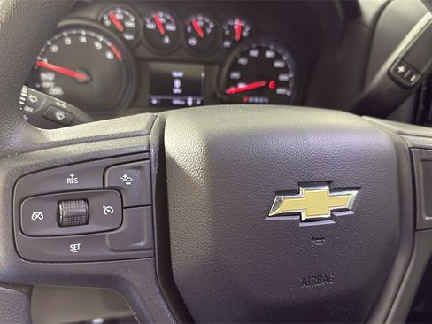 Certified 2025 Chevrolet Silverado 1500 W/T w/ WT Value Package image 24