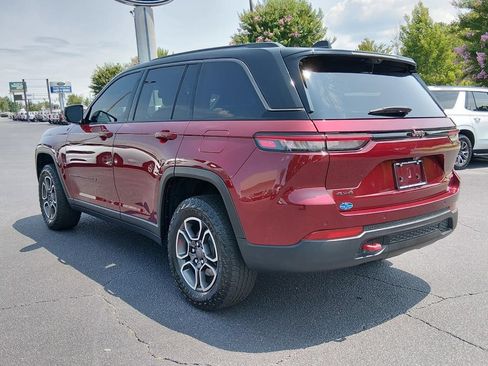 Used 2022 Jeep Grand Cherokee Trailhawk w/ ADV Protech Group II AWD/4WD image 6