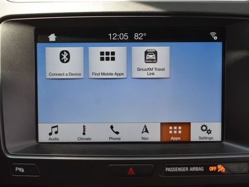Used 2018 Ford Explorer XLT w/ XLT Technology Feature Bundle AWD/4WD image 27