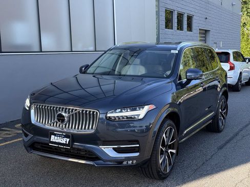 Certified 2024 Volvo XC90 B6 Plus w/ Protection Package Premier AWD/4WD image 1