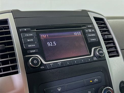 Used 2018 Nissan Frontier SV image 27