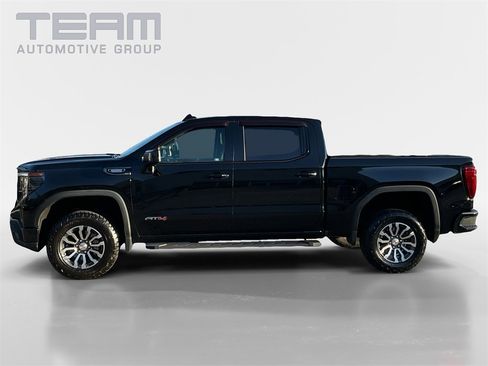 Used 2023 GMC Sierra 1500 AT4 w/ Technology Package image 4