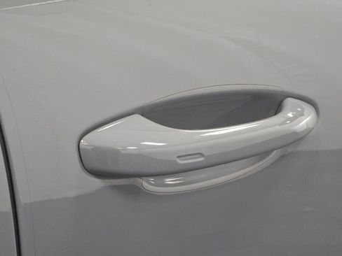 Certified 2024 Porsche Cayenne Turbo GT image 32