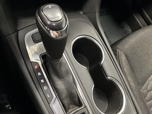 Used 2020 Chevrolet Equinox LT AWD/4WD image 18
