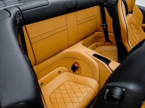 Used 2016 Ferrari California T image 76