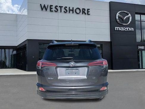 Used 2016 Toyota RAV4 LE FWD image 4