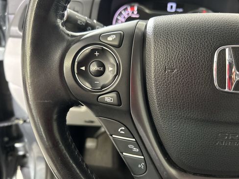 Used 2017 Honda Ridgeline RTL-T image 45