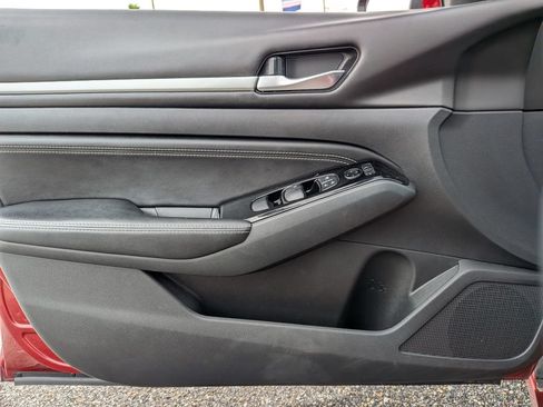 Used 2021 Nissan Altima 2.5 SV FWD image 29