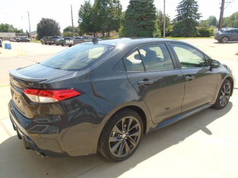 Used 2023 Toyota Corolla SE FWD image 9