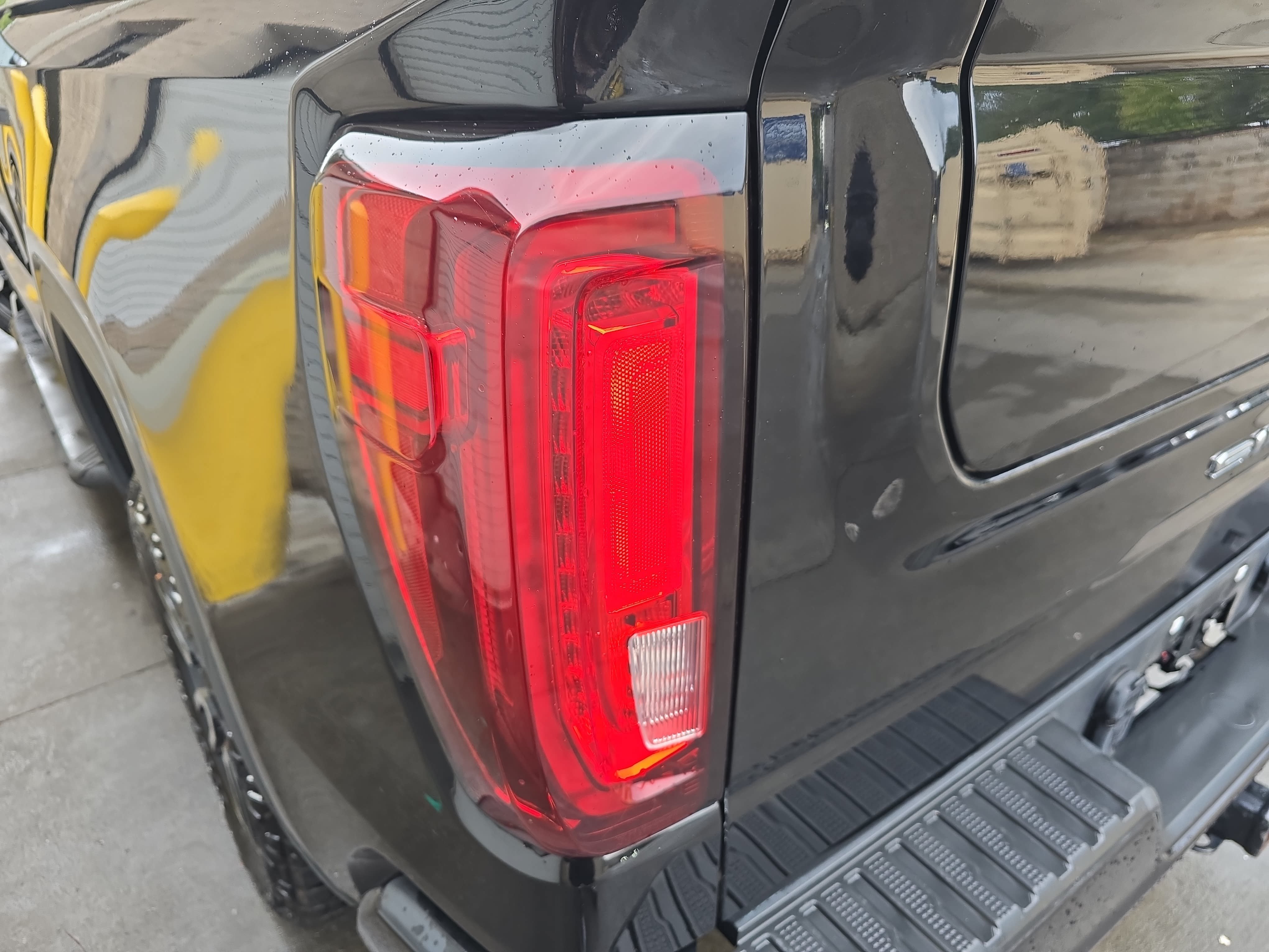 Used 2021 GMC Sierra 1500 AT4 AWD/4WD image 30