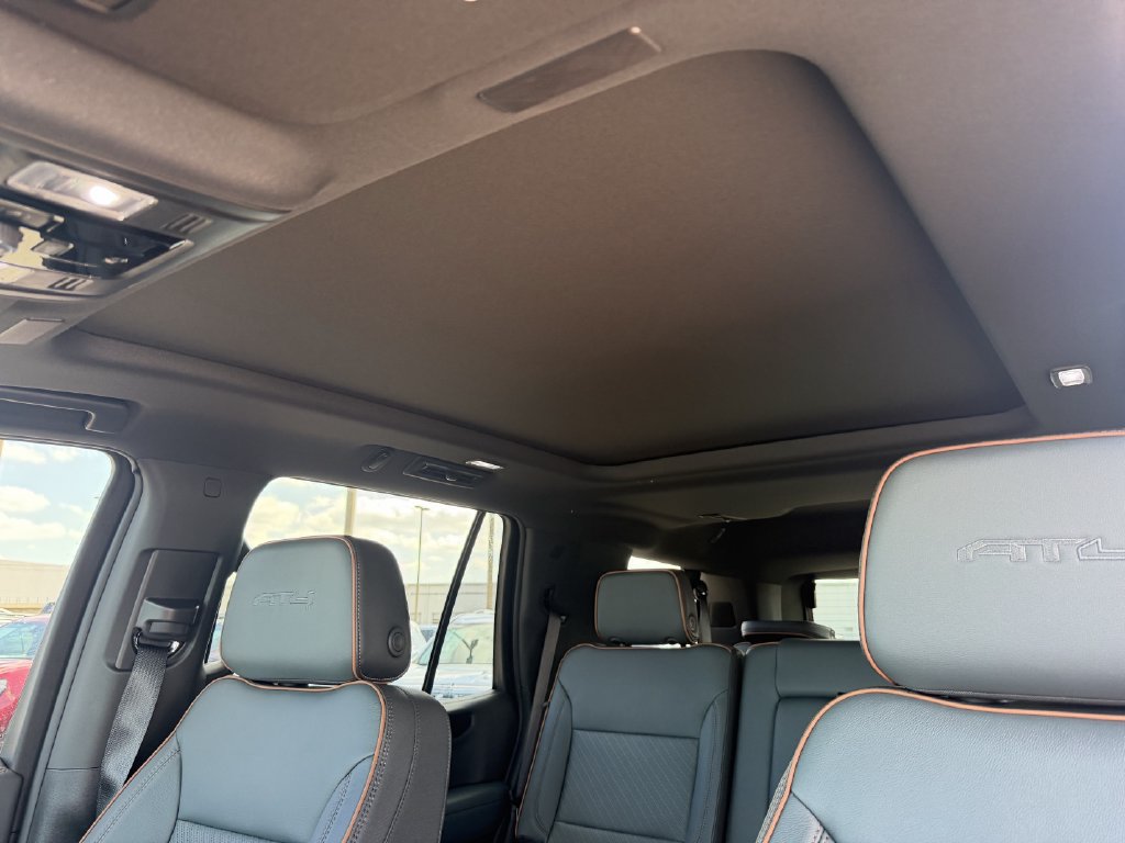 New 2027 GMC Yukon AT4 w/ AT4 Premium Package AWD/4WD image 22