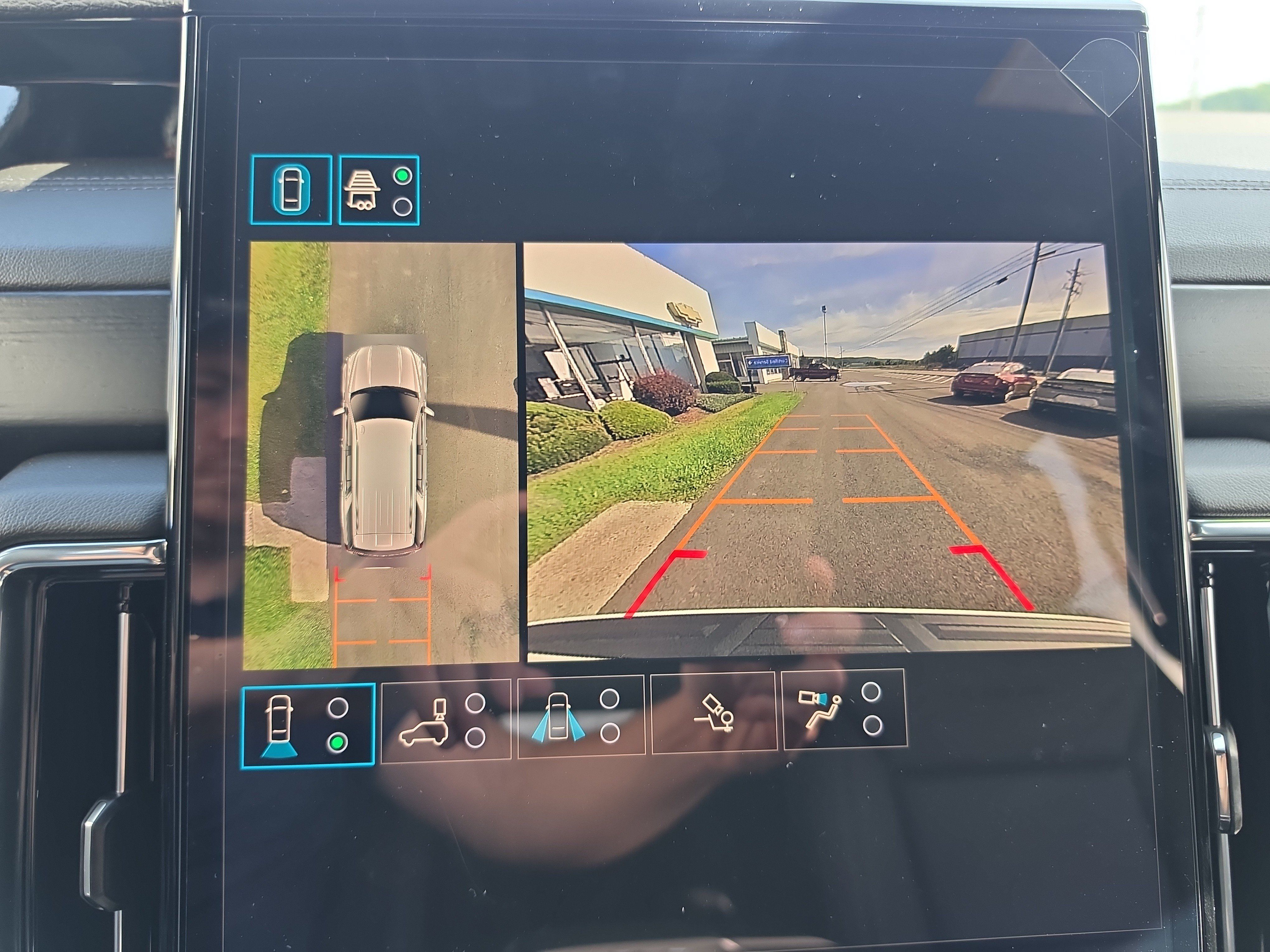 New 2026 GMC Yukon Denali w/ Advanced Technology Package AWD/4WD image 30