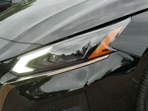 Certified 2024 Nissan Altima 2.5 SR w/ SR Premium Package AWD/4WD image 16