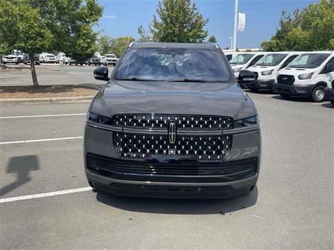 New 2025 Lincoln Navigator Black Label image 2