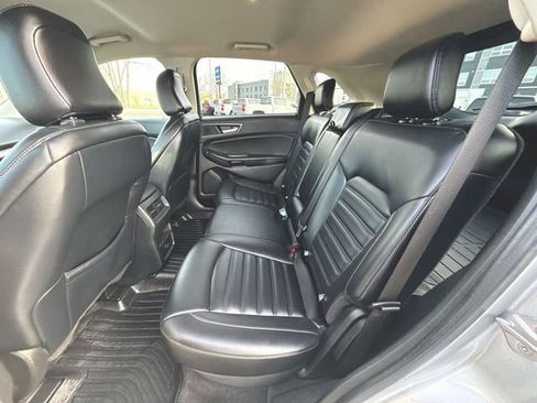 Used 2022 Ford Edge SEL image 23