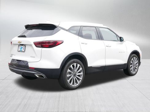 Used 2024 Chevrolet Blazer Premier w/ Driver Confidence II Package image 7