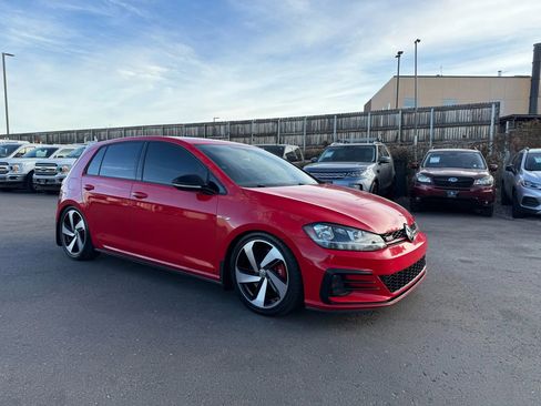 Used 2021 Volkswagen GTI S image 11