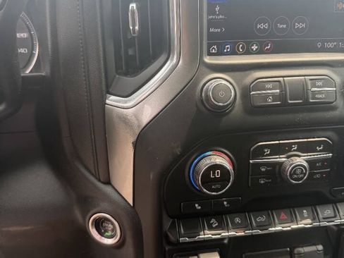 Used 2019 Chevrolet Silverado 1500 RST AWD/4WD image 8