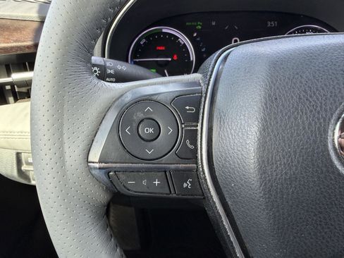 Used 2020 Toyota Avalon Limited w/ Advanced Safety Package image 39