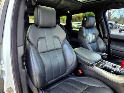 Used 2014 Land Rover Range Rover Sport HSE image 27