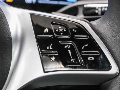 Certified 2026 Mercedes-Benz GLC 300 image 18