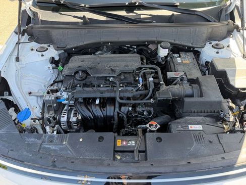 Used 2025 Hyundai Kona SEL AWD/4WD image 21