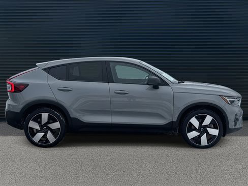 Certified 2024 Volvo C40 P8 Recharge Ultimate w/ Protection Package Premier image 4