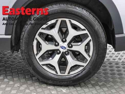 Used 2022 Subaru Forester Premium AWD/4WD image 36