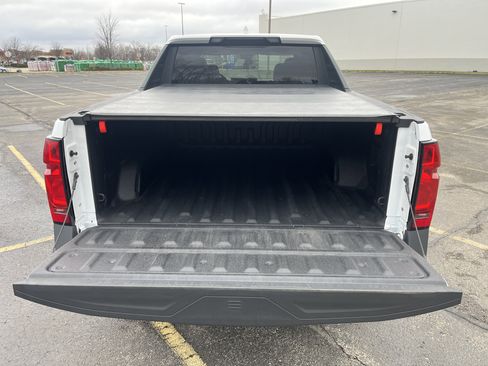 Used 2025 Chevrolet Silverado EV W/T AWD/4WD image 10