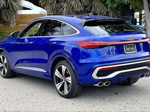 New 2026 Audi SQ5 Premium Plus image 7