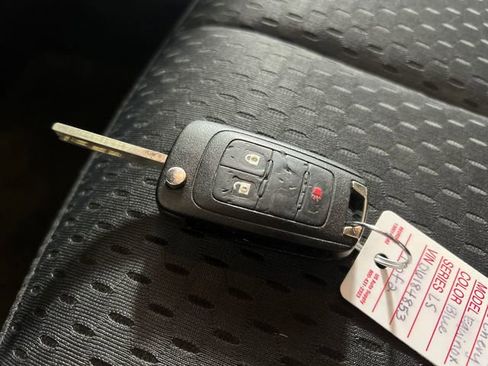 Used 2013 Chevrolet Equinox LS FWD image 25