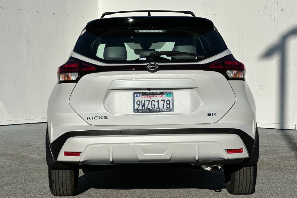 Certified 2025 Nissan Kicks SV w/ Illumination Package FWD image 4