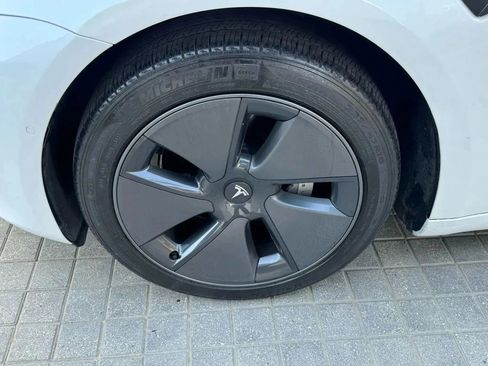 Used 2023 Tesla Model 3 Standard Range image 29