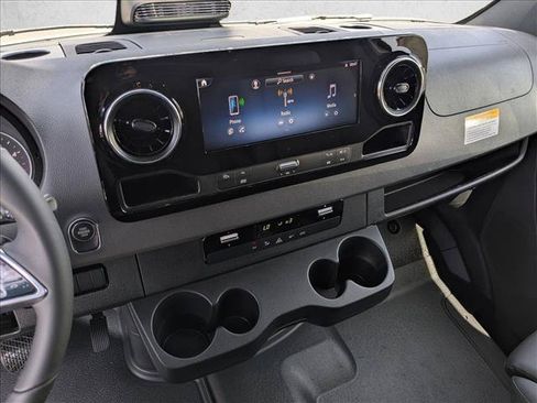 New 2026 Mercedes-Benz Sprinter 2500 image 12