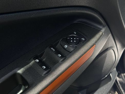 Used 2018 Ford EcoSport SES w/ SES Cold Weather Package AWD/4WD image 17