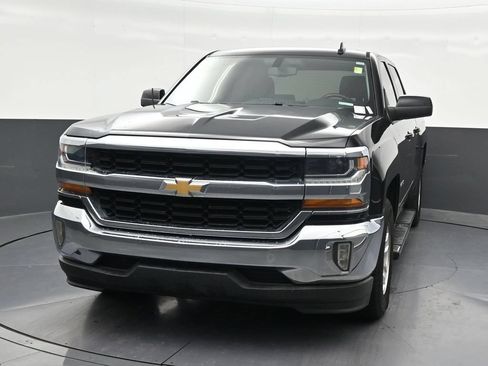 Used 2017 Chevrolet Silverado 1500 LT w/ All Star Edition RWD image 9