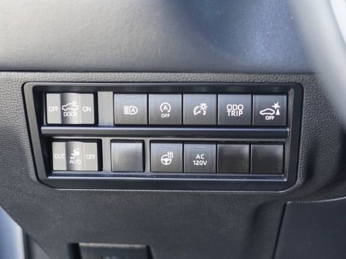 Used 2023 Toyota Tundra Platinum AWD/4WD image 23