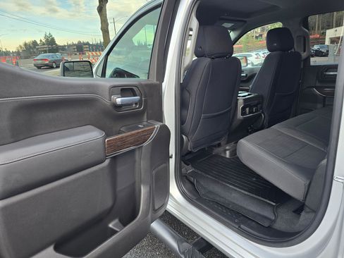 Used 2020 GMC Sierra 1500 Elevation w/ Elevation Value Package image 15